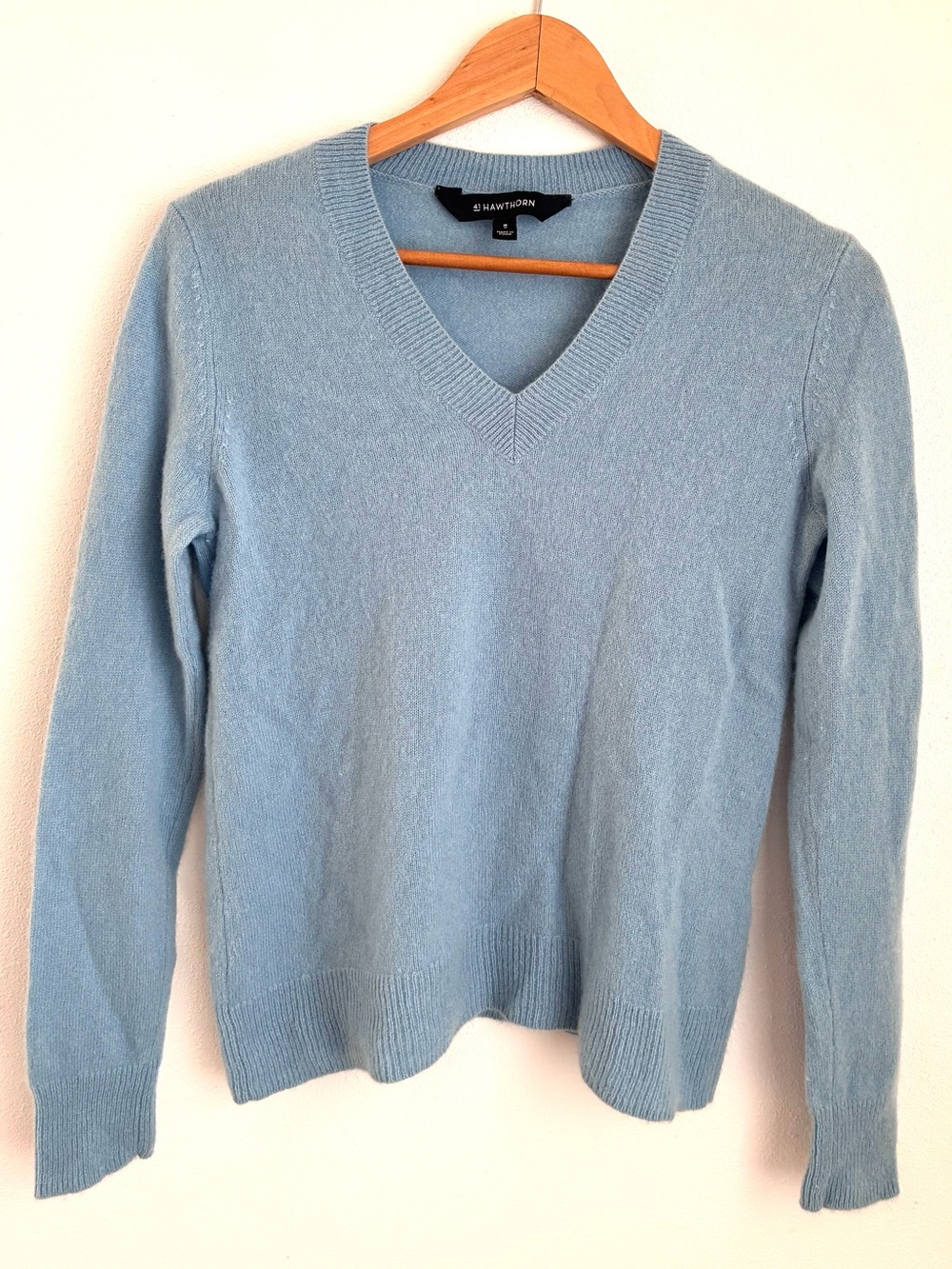 41 Hawthorn Stitch Fix Light Blue 100% Cashmere Sweater (M)